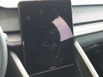 Polestar 2 Polestar 2, Liftback, 2019 63kWh Standard Range Single Motor picture 17