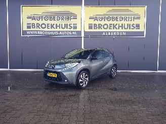 Damaged car Toyota Aygo 1.0 VVT-i MT Pulse 2023/11