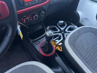 Renault Twingo Twingo III (AH), Hatchback 5-drs, 2014 / 2024 1.0 SCe 75 12V picture 20