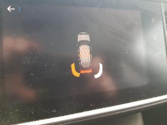 Peugeot 308 SW 1.2 PureTech Blue Lease Executive picture 22