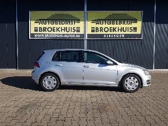 Volkswagen Golf 1.6 TDI Comfortline BlueMotion picture 4