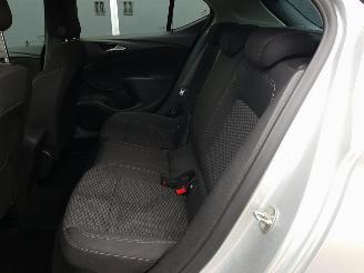 Opel Astra 1.6 CDTI Business+ picture 16