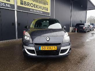 Renault Scenic 2.0 Bose Automatic picture 3