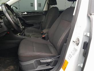 Volkswagen Golf 1.6 TDI Comfortline SOUND-Edition picture 14