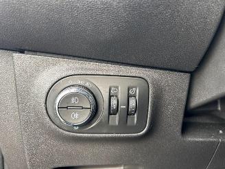 Opel Corsa 1.4-16V Cosmo picture 24