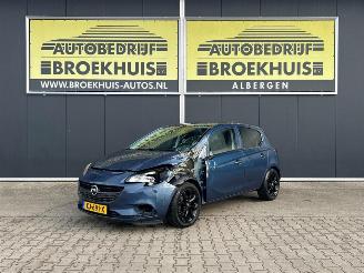 krockskadad bil auto Opel Corsa 1.4-16V Cosmo 2016/2