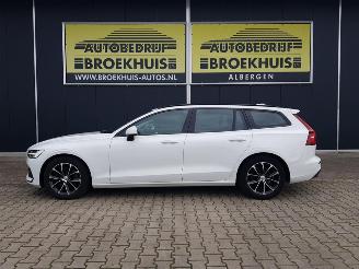 Volvo V-60 2.0 B3 Momentum Advantage picture 2