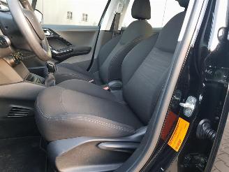 Peugeot 208 1.0 PureTech Access picture 15