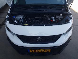 Peugeot Partner 1.5 BlueHDI Premium picture 23