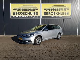 Coche accidentado Volkswagen Golf Variant 1.5 TSI Comfortline 2019/10