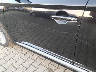 Mitsubishi Outlander 2.4 PHEV Intense picture 15