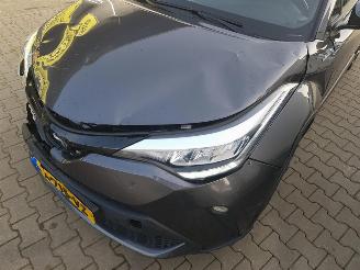 Toyota C-HR 2.0 Hybrid TeamNL picture 11