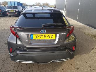 Toyota C-HR 2.0 Hybrid TeamNL picture 5