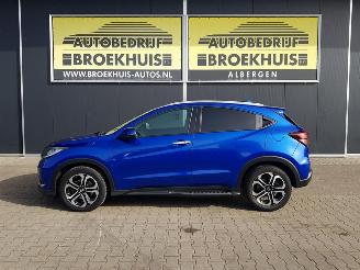 Honda Hr-v 1.5 i-VTEC Executive picture 2
