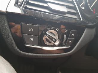 BMW 5-serie Touring 520d Executive picture 39