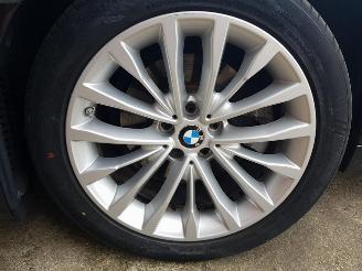 BMW 5-serie Touring 520d Executive picture 40