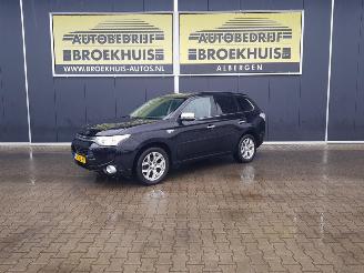 Ocazii autoturisme Mitsubishi Outlander 2.0 PHEV instyle 2014/5