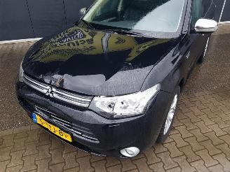 Mitsubishi Outlander 2.0 PHEV instyle picture 10