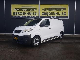 krockskadad bil bedrijf Peugeot Expert 2.0 BlueHDI 120 Standard Premium 2020/6