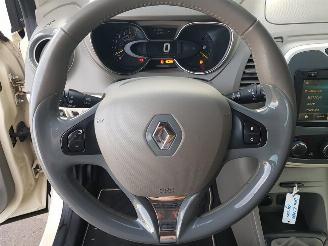 Renault Captur 0.9 TCe Expression picture 17