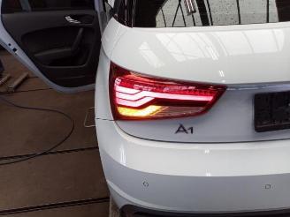 Audi A1 A1 Sportback (8XA/8XF), Hatchback 5-drs, 2011 / 2018 1.0 TFSI Ultra 12V picture 33