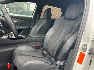 Peugeot 3008 1.6 PureTech GT Line picture 18