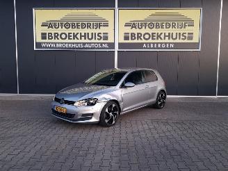 Schadeauto Volkswagen Golf 1.2 TSI Trendline 2012/11