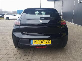 Peugeot 208 1.2 PureTech Active Pack picture 5
