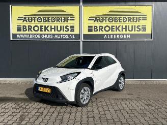Schadeauto Toyota Aygo X 1.0 VVT-i MT Play 2024/3