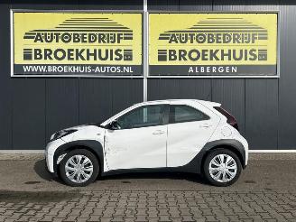 Toyota Aygo X 1.0 VVT-i MT Play picture 2