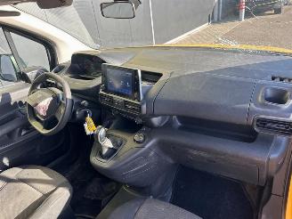 Peugeot Partner 1.5 BlueHDI Premium picture 11