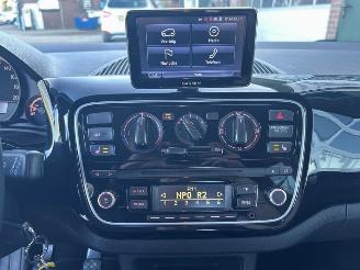 Volkswagen Up! 1.0 take up! BlueMotion picture 18