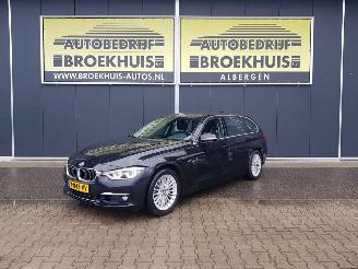 uszkodzony samochody osobowe BMW 3-serie Touring 318i Centennial High Executive LUXURY 2016/10