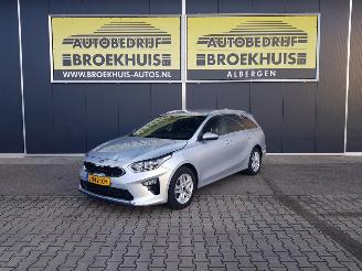 uszkodzony samochody osobowe Kia Ceed Sportswagon 1.0 T-GDi DynamicPlusLine 2020/11