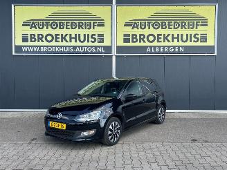 Schadeauto Volkswagen Polo 1.4 TDI BlueMotion 2015/1