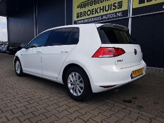 Volkswagen Golf 1.6 TDI Comfortline BlueMotion picture 8