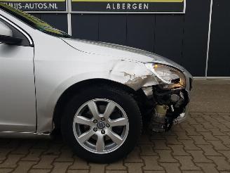 Volvo V-60 2.0 D4 Momentum picture 9