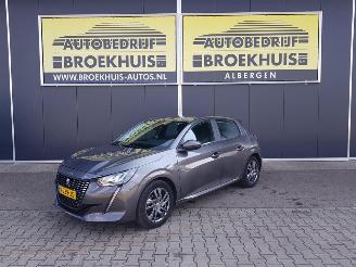 skadebil auto Peugeot 208 1.2 PureTech Active Pack 2021/11