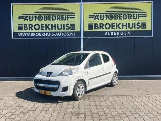  Peugeot 107 107, Hatchback, 2005 / 2014 1.0 12V 2011/10