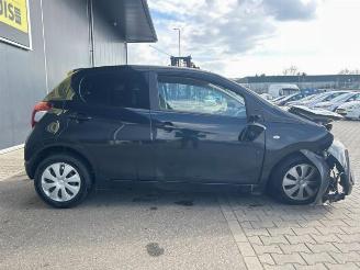 Peugeot 108 108, Hatchback, 2014 1.0 12V VVT-i picture 6