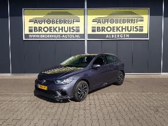 krockskadad bil auto Volkswagen Polo 1.0 TSI Life 2022/6