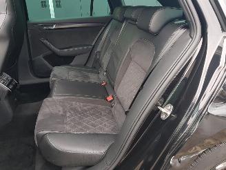 Skoda Superb Combi 1.4 TSI iV Business Edition Plus picture 16