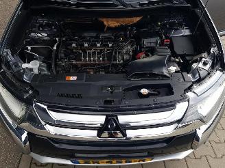 Mitsubishi Outlander 2.2 DI-D Instyle 4WD 7-persoons picture 10