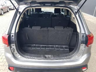 Mitsubishi Outlander 2.2 DI-D Instyle 4WD 7-persoons picture 21