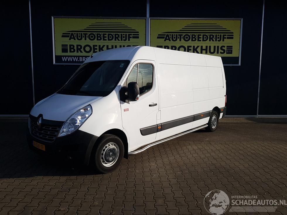 Renault Master T35 2.3 dCi L3H3
