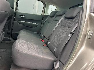 Peugeot 3008 1.6 THP Active picture 13