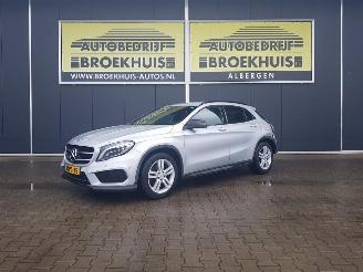 Voiture accidenté Mercedes GLA 200 CDI Ambition 2014/9