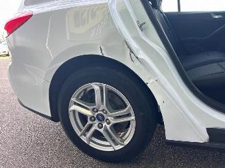 Ford Focus Wagon 1.0 EcoBoost Trend Edition Business picture 11