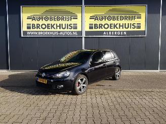 Damaged car Volkswagen Golf 1.2 TSI Comfortline BlueMotion 2010/9