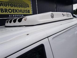 Volkswagen Transporter 2.0 TDI L2H3 Highline Koelwagen picture 29